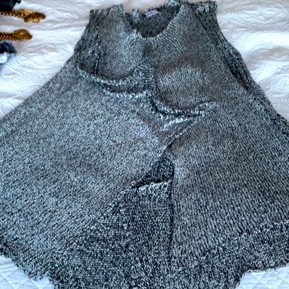 Salt and pepper tunic.Very versatile.